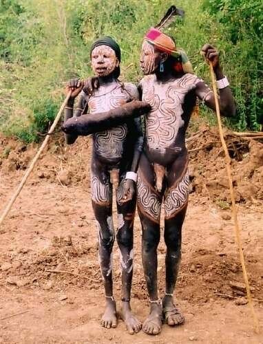 Жизнь диких африканских племен. Самые дикие племена Африки: фильмы, фото, видео смотреть онлайн. 